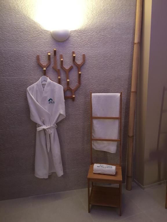 Aux 5 Sens Bed & Breakfast Tille Luaran gambar