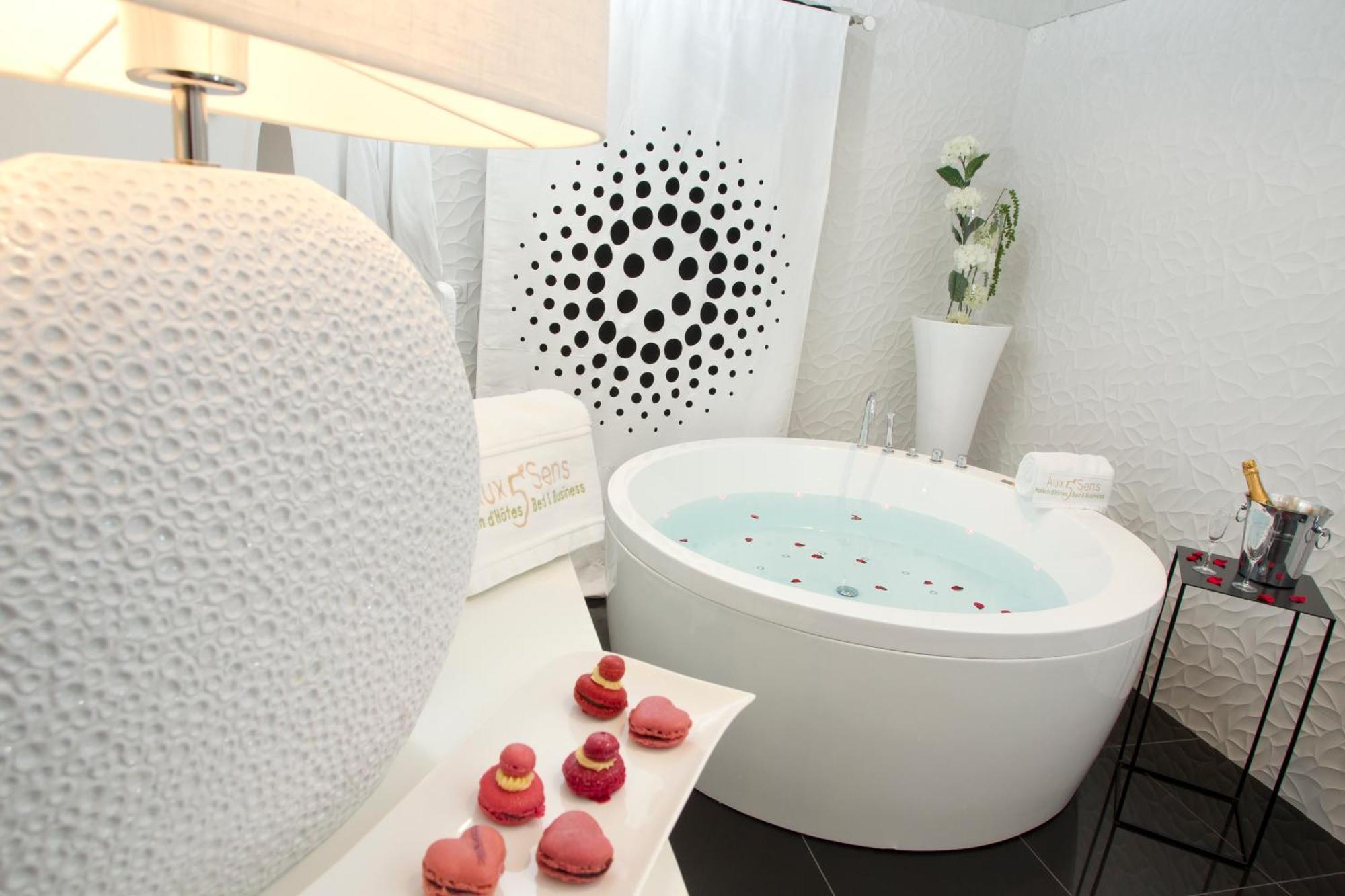 Aux 5 Sens Bed & Breakfast Tille Luaran gambar